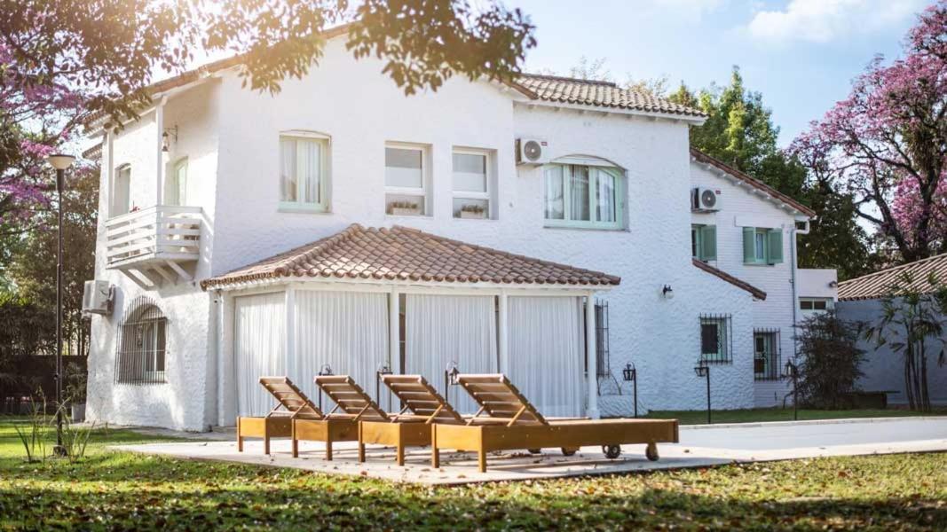 Отель Casa Lola Йерба-Буэна Экстерьер фото